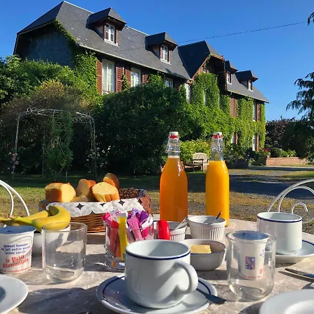 Les Champs Rabats 3*