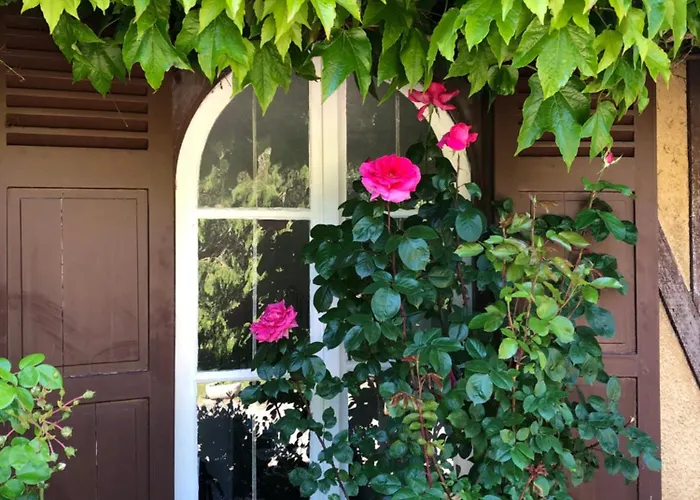 Frühstückspension Les Champs Rabats 3*